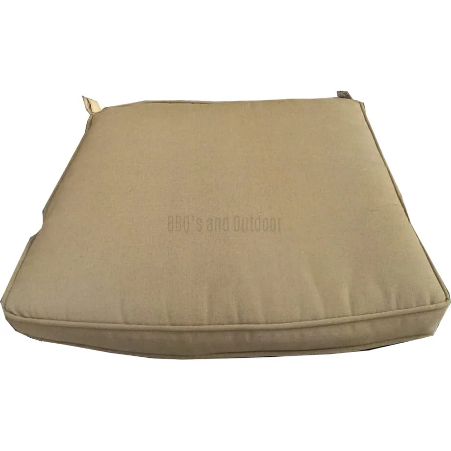 Melton Craft Nassau-Cushion