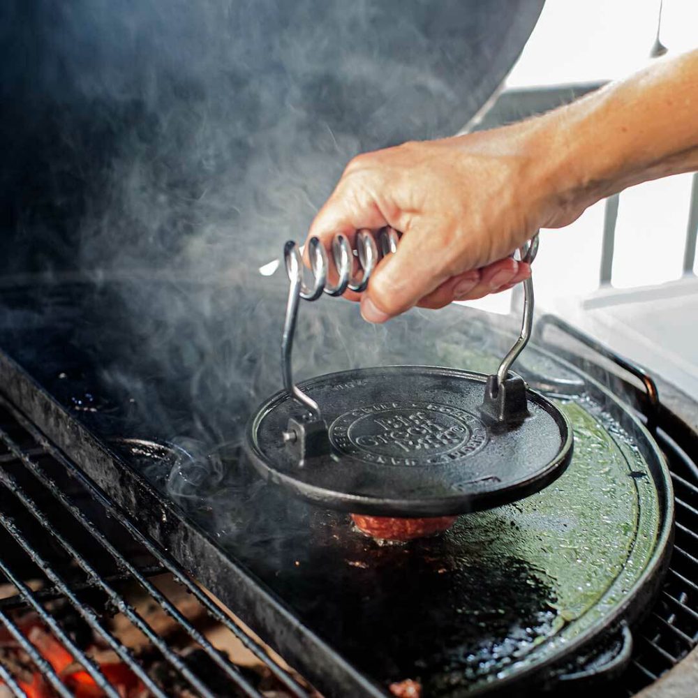 Big Green Egg Cast Iron Burger Press 6.5 Inch - Image 5