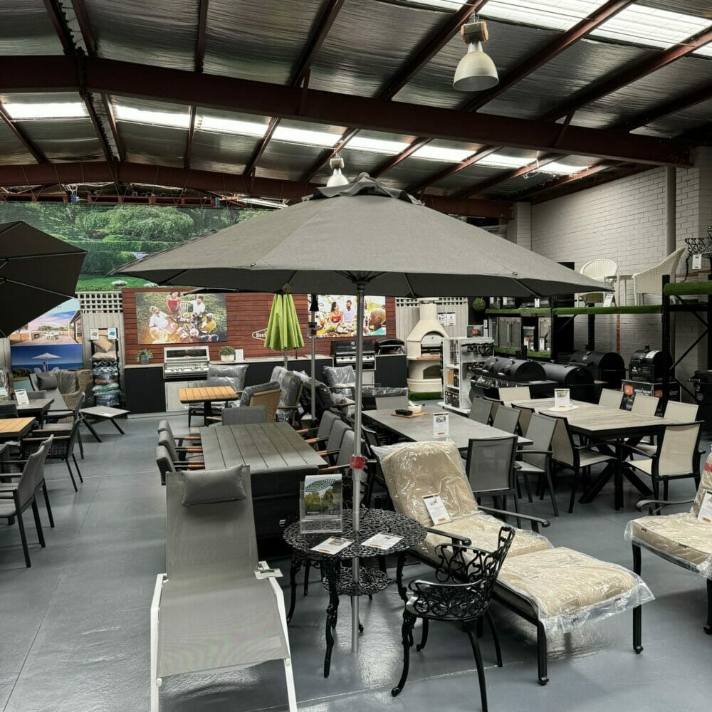 Instant Shade Umbrella's - Monterey 2.7m Octagonal - Smoked Tweed - Floor Stock
