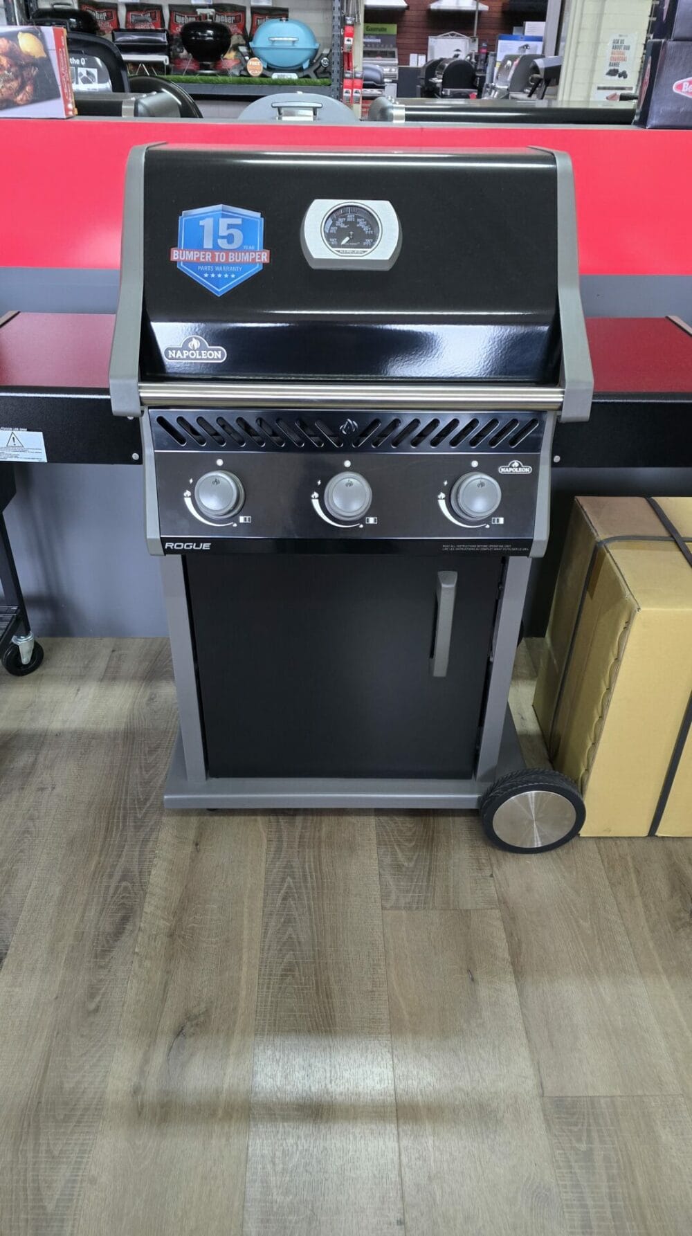 Napoleon - Rogue 425 3 Burner - Floor Stock Thomastown