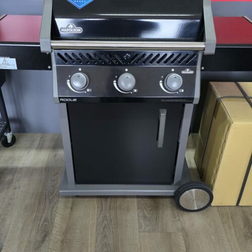 Napoleon - Rogue 425 3 Burner - Floor Stock Thomastown