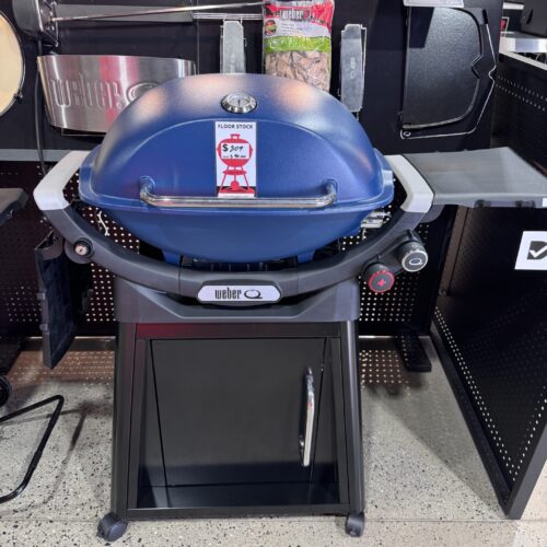 Weber Family Q+ Premium (3200N+) - Pacific Blue LPG - Floor Stock