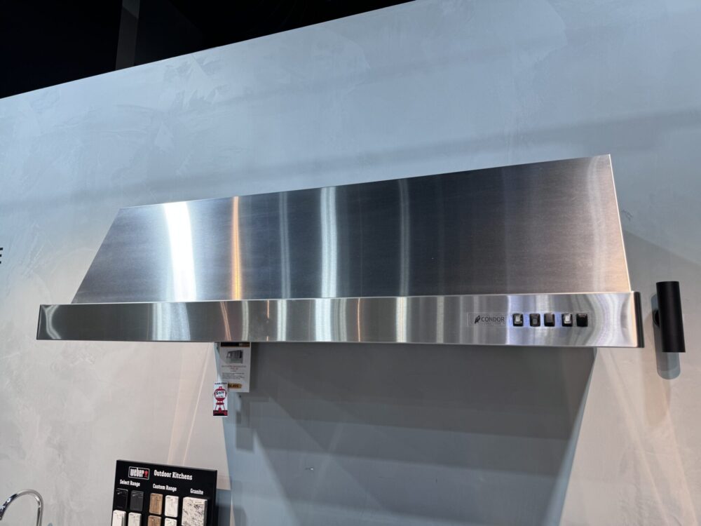 Condor Baltimore 1500mm Triple Motor Wall Mounted - FLOOR STOCK