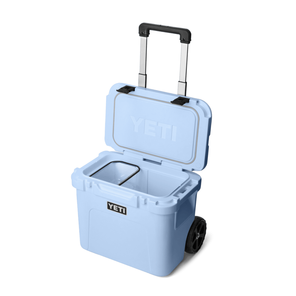 Yeti Roadie 32 Wheeled Cooler - Big Sky Blue - Image 2