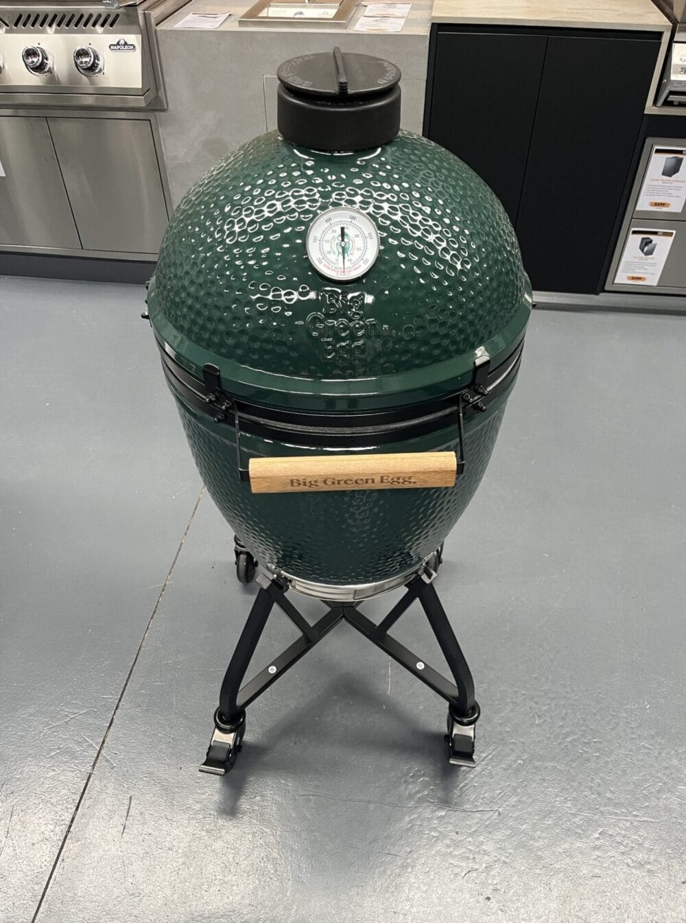 Big Green Egg Large Intergrated Nest Bundle - Floor Stock Thomastown