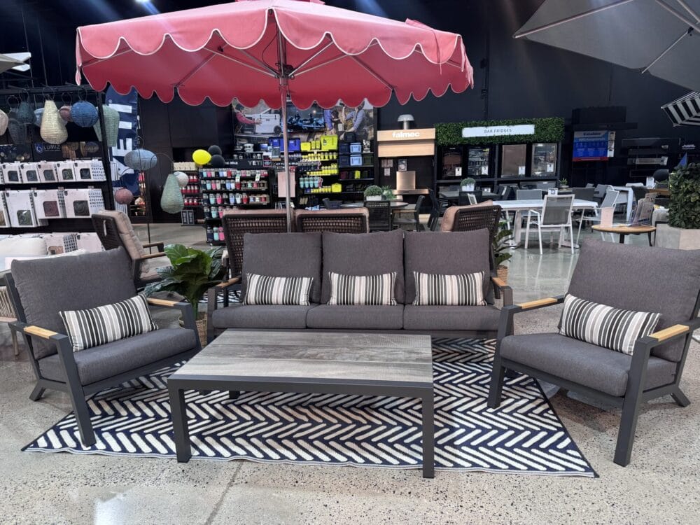 Melton Craft Venus Deep Seat Setting 4pce - Charcoal - Floor Stock South Morang